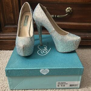 Betsy Johnson Rhinestone Platform Heels
Blue Collectiob